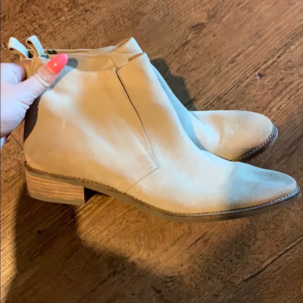 Michael Kors Suede booties